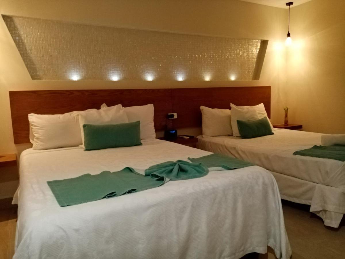 Brisas 10 Beachside Suites Cancún Exterior foto