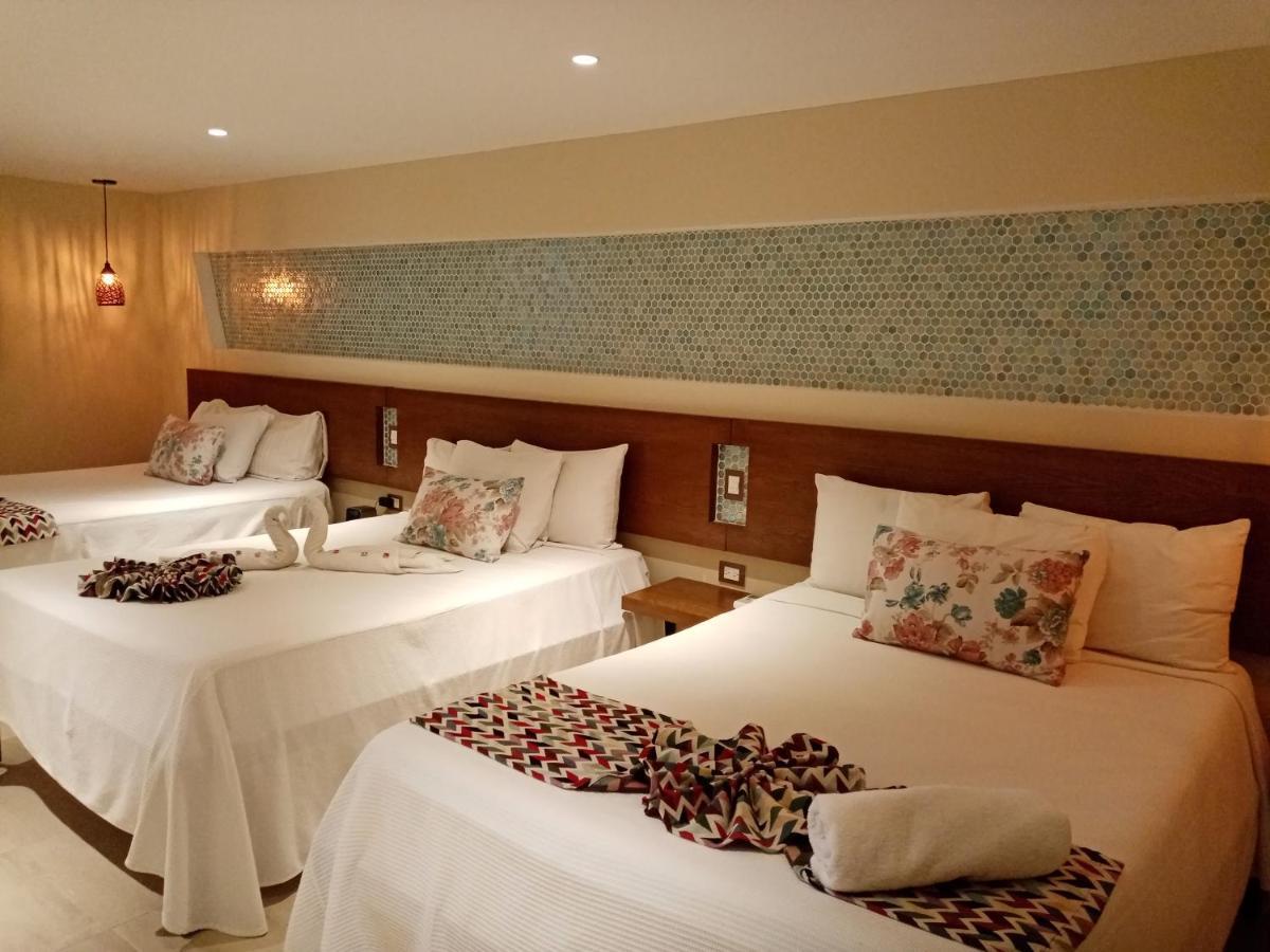 Brisas 10 Beachside Suites Cancún Exterior foto